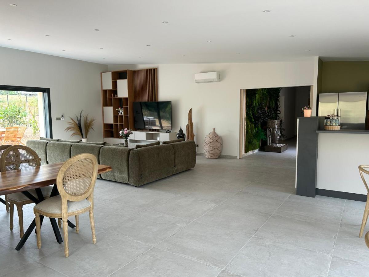 Sol'M Lodges Solesmes  Eksteriør billede